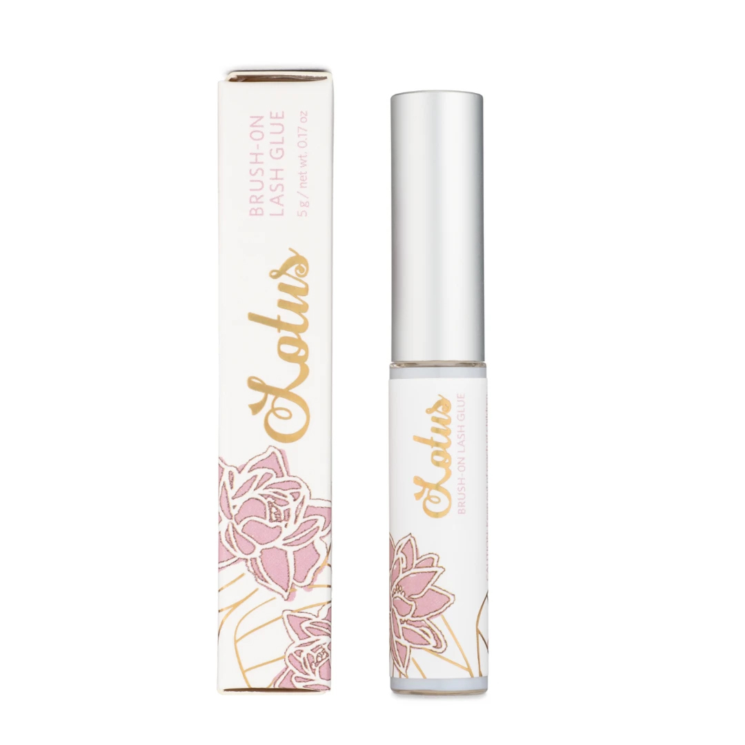 BRUSH-ON LASH GLUE CLEAR